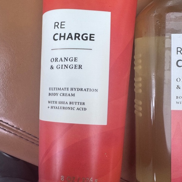 Bath & Body Works Aromatherapy Body Cream & Wash Set Orange Ginger Re-Charge - Picture 3 of 3